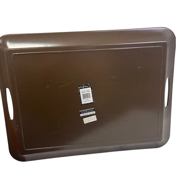 Creative Co-op Vintage 1913 Postcard Postage Stamp Style Cardinal Plastic Tray - Picture 4 of 5